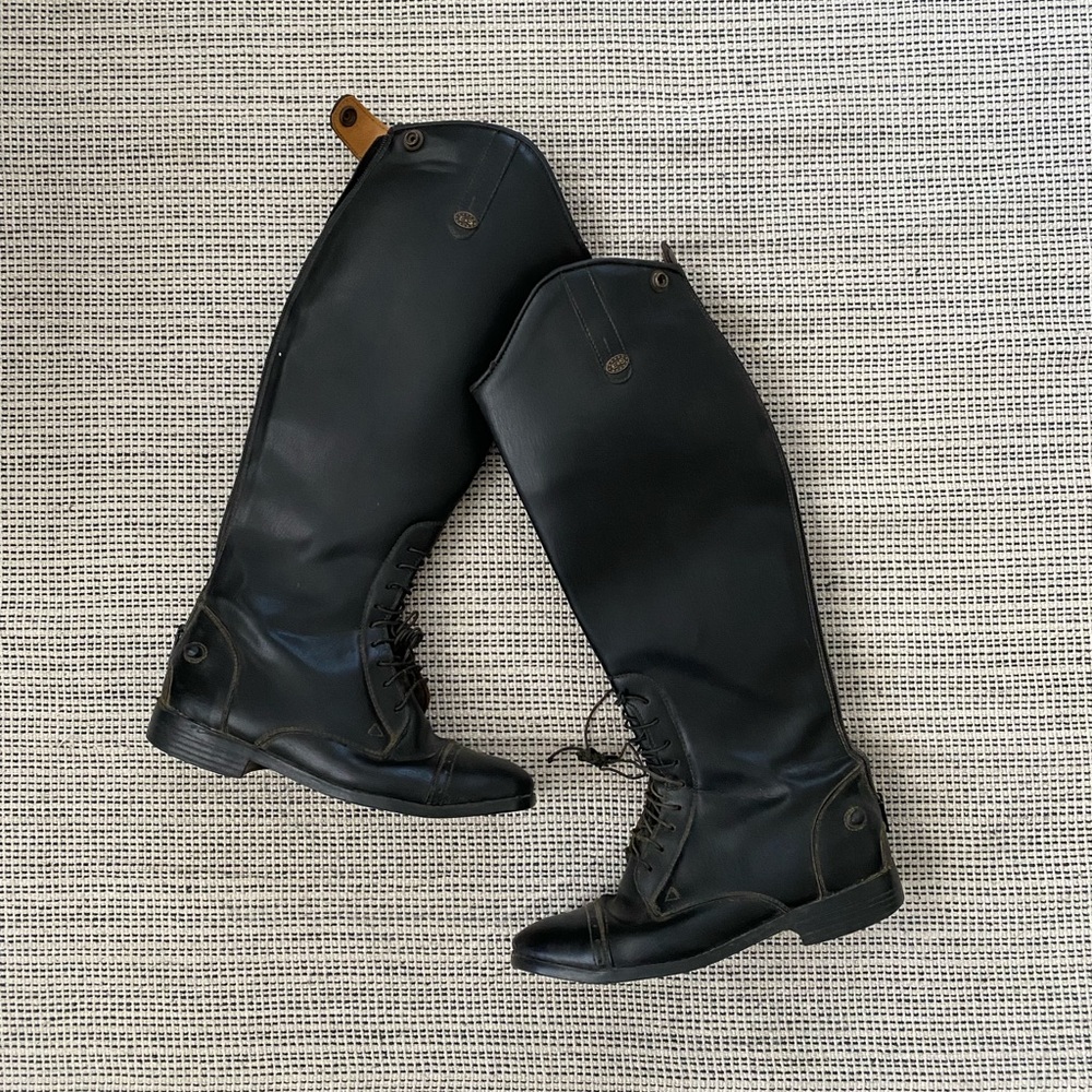 Children’s Equistar Field Boots Size 7